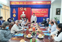 Ban Tuyên giáo Tỉnh ủy gặp mặt, chúc Tết các đồng chí nguyên lãnh đạo, cán bộ, công chức nhân dịp Tết Nguyên đán Nhâm Dần 2022